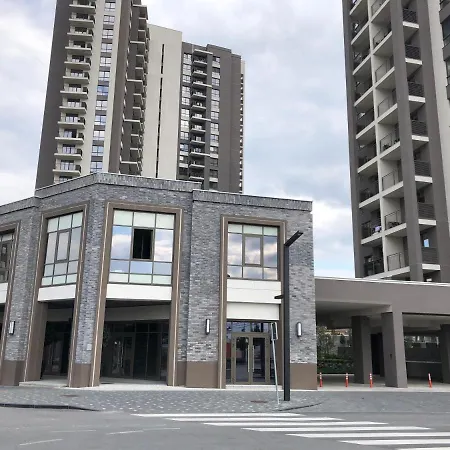 Cozy Waterfront With Bed Apartman *