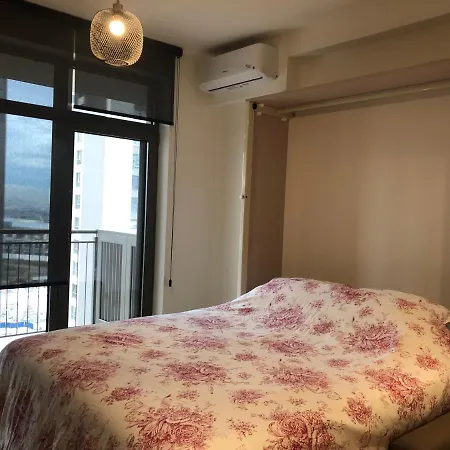 Apartment Cozy Waterfront With Bed Belgrade