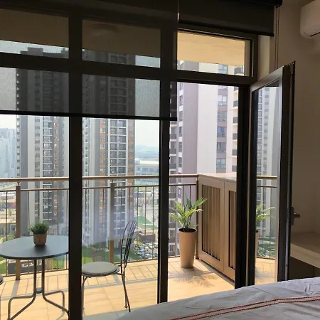 Cozy Waterfront With Bed * Belgrad